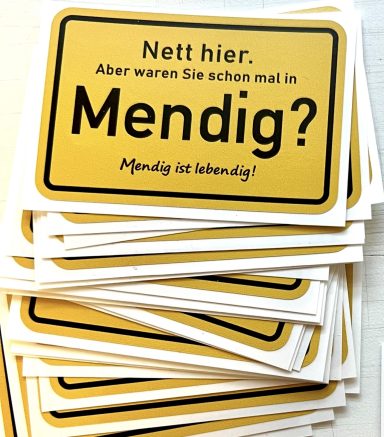 Sticker und Schilder. Sticker